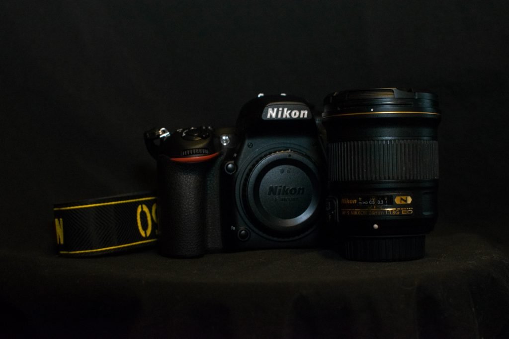 13 Items I Carry In My Photography Bag: Nikon D750